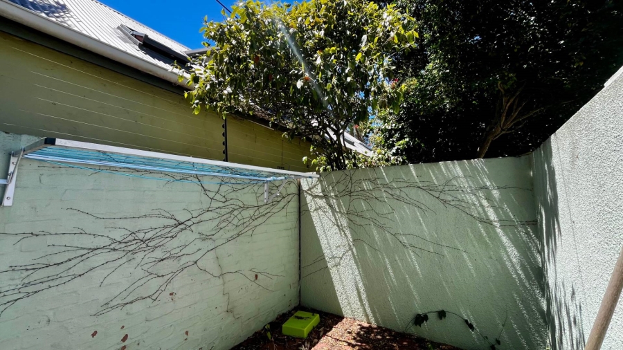 To Let 2 Bedroom Property for Rent in Observatory Western Cape